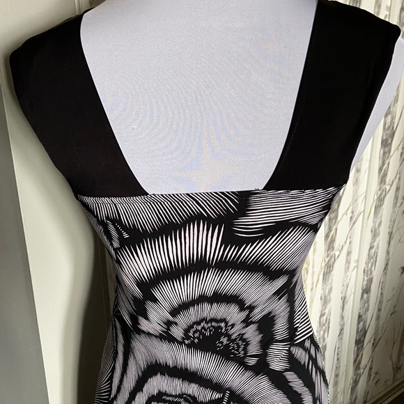 SPACE dress😎 - Picture 9 of 10